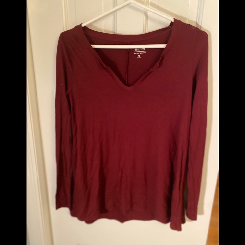 Never worn, NWT maroon basic long sleeve top